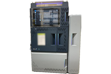 バイオ医薬品の分析に使用する装置例（HPLC）